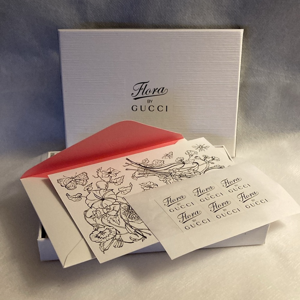 NWOT - Flora BY GUCCI Textured Boxed Stationery*